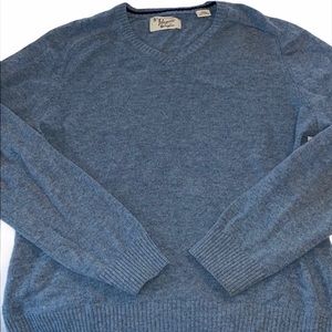 Penguin Men’s V neck sweater